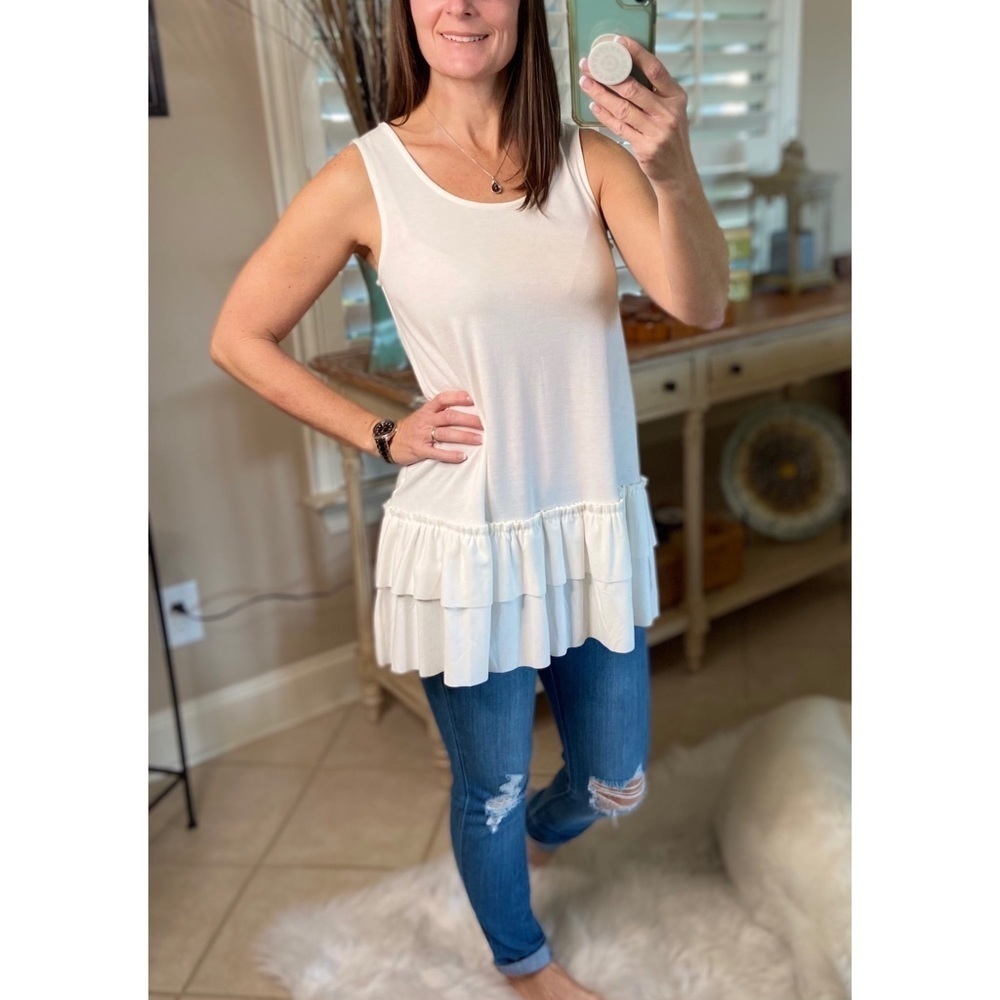 Ruffle Bottom Scoop Neck Floaty Tunic Tank Ivory 2020